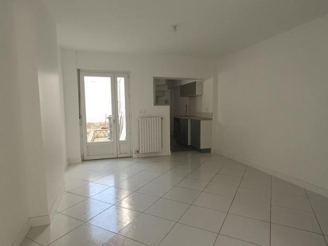 Maison à louer 4 pièces 69,61 m2 CALAIS 62