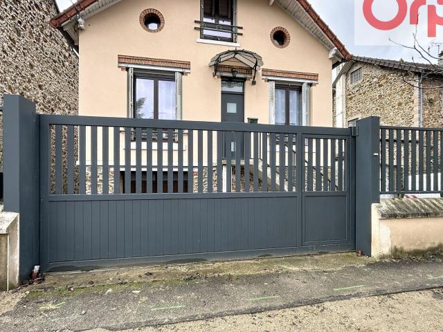 Maison à louer 4 pièces 73,89 m
