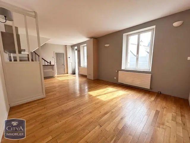Maison à louer 4 pièces 70.09m²