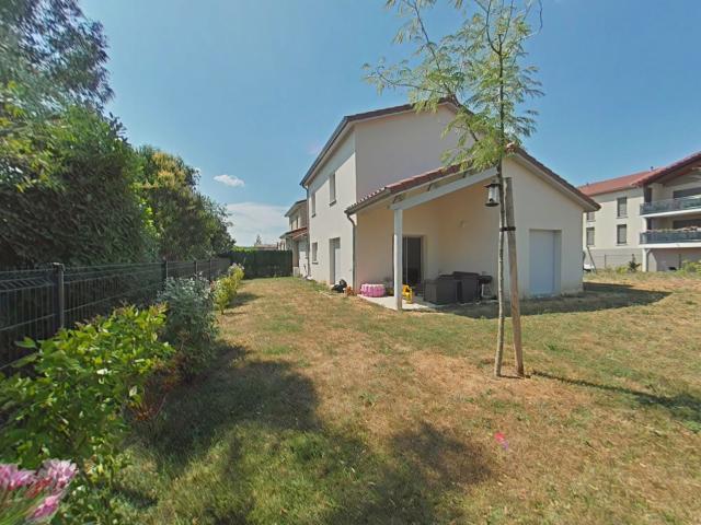 Location maison, m² T 4 à Châtillon Saint Jean, 1 178 €