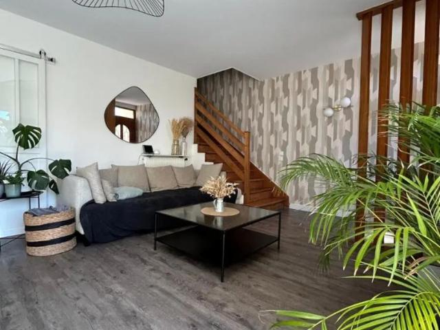 Maison à louer 4 pièces 75.66m²
