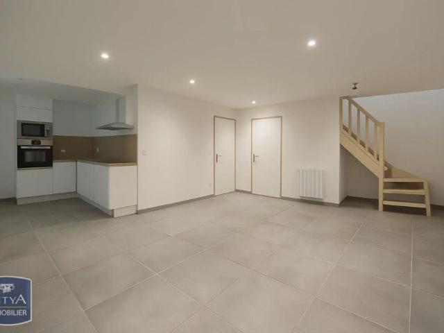 Maison à louer 4 pièces 80.5m²
