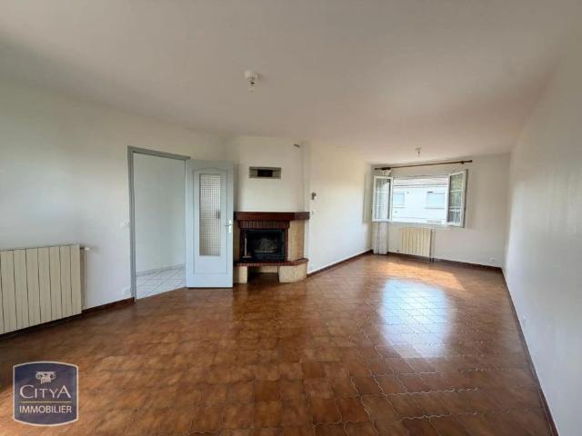 Maison à louer 4 pièces 81m²