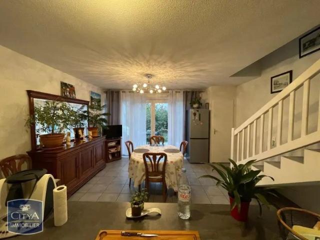 Maison à louer 4 pièces 82m²