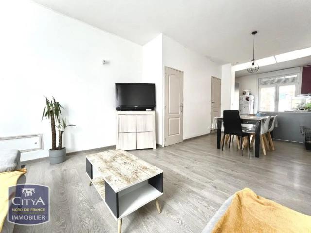Maison à louer 4 pièces 85.7m²