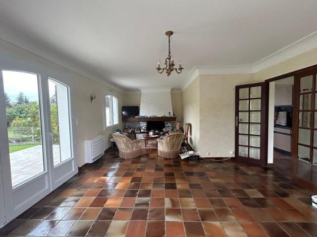 Maison à louer 4 pièces • 90 m2 Lescar