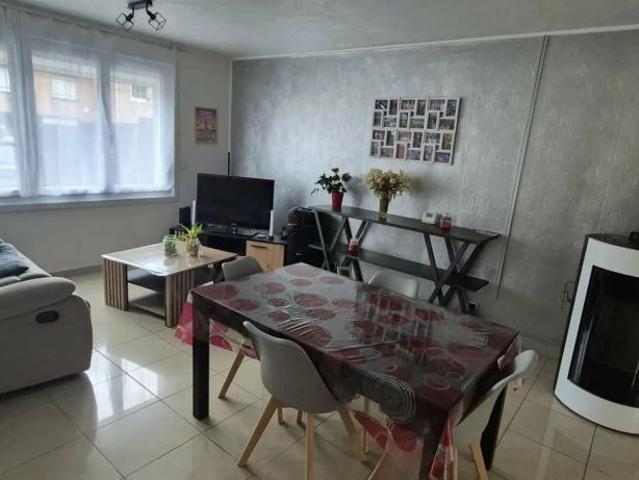 Maison à louer 4 pièces 91.93m²