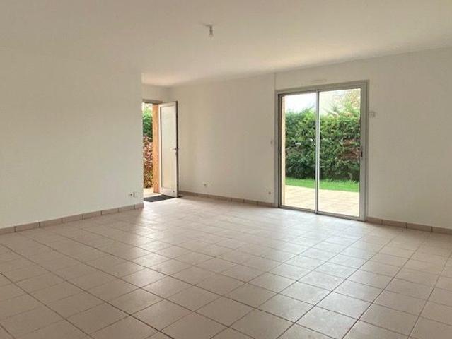 Maison à louer 4 pièces 94 m²