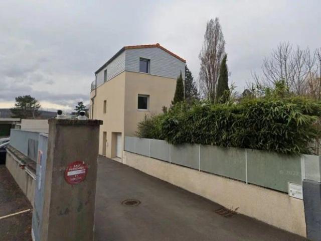 Maison à louer 4 pièces 96.66m²