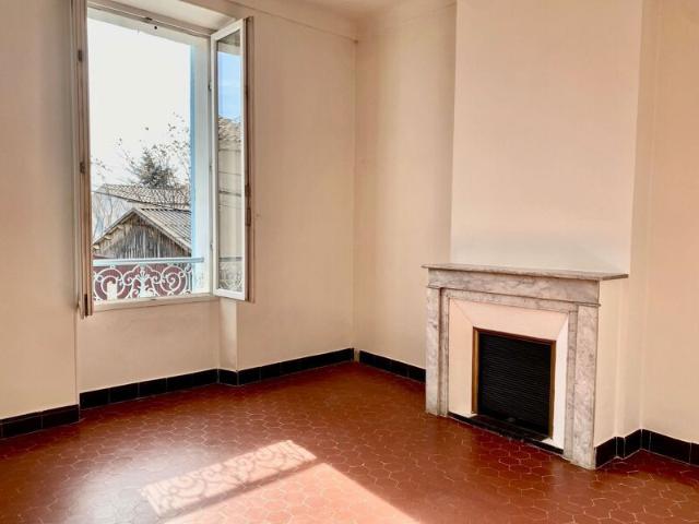 Maison à louer 4 pièces • 102 m2 Pertuis