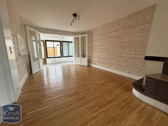 Maison à louer 4 pièces 102m²