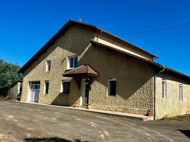 Location maison, m² T 4 à Pouydraguin, 813 €