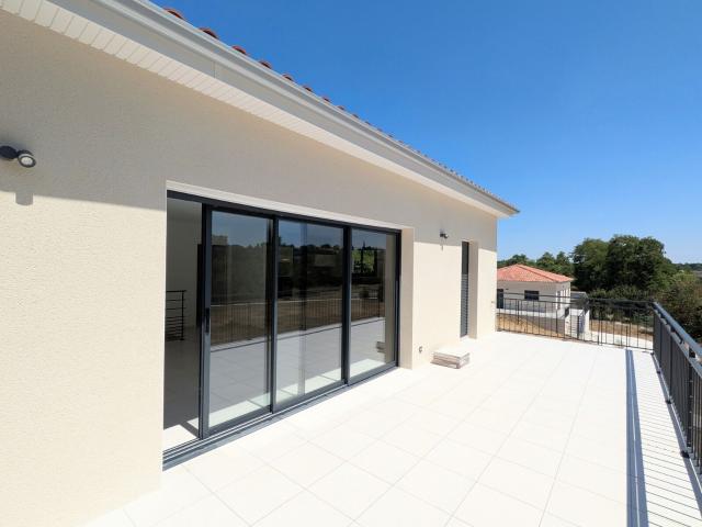 Maison à louer 4 pièces 111 m