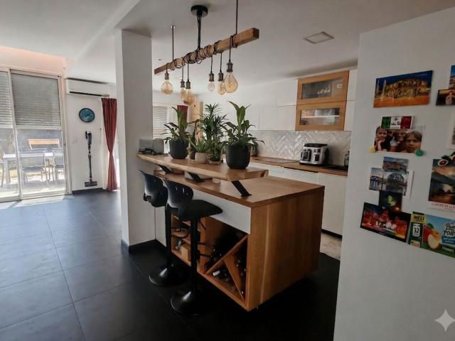 Location maison, 113.58 m² T 4 à Montpellier, 2 353 €