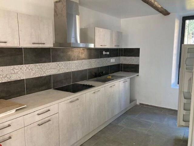 Maison à louer 4 pièces • 130 m2 Violès