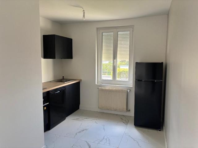 Maison à louer, 4 pièces Dijon 21000