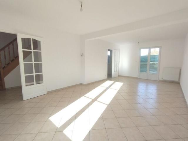 Maison à louer 4 pièces • Margny lès Compiègne