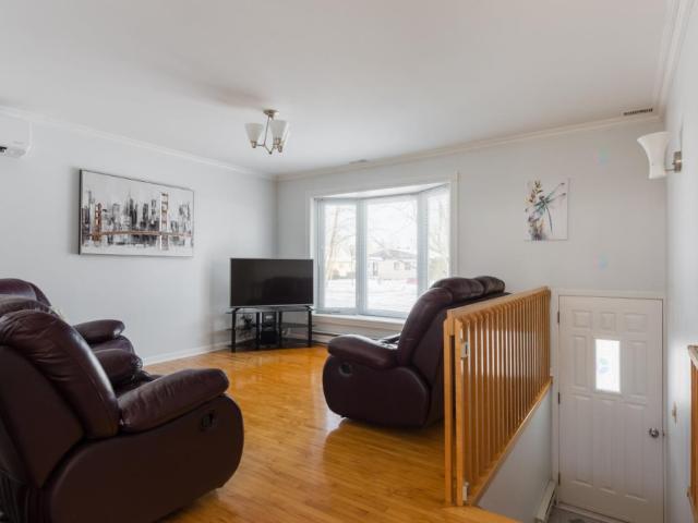 Maison à Louer 4 Rue du Rossignol, Blainville 9 photos | Logis Québec