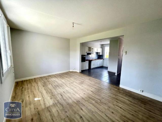 Maison à louer 5 pièces 83m²