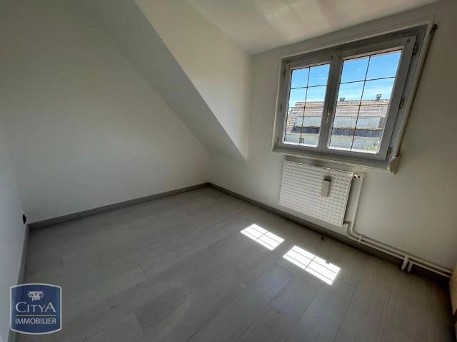 Maison à louer 5 pièces 84m²