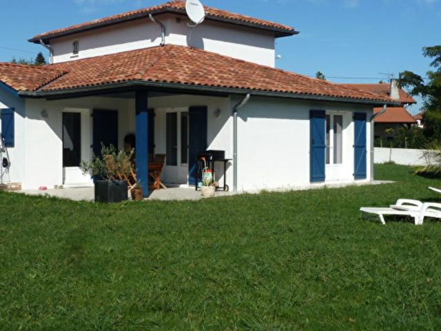 Location maison, m² T 5 à Lahonce, 1 600 €