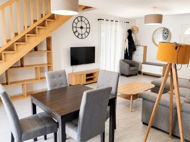 Maison à louer 5 pièces • 104,58 m2 Le Puy Sainte Réparade