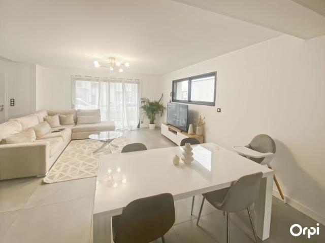 Maison à louer 5 pièces • 125 m2 Caudan