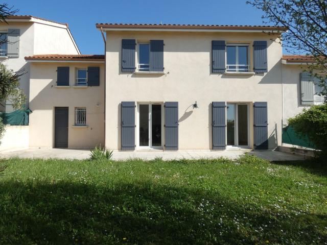Maison à louer 5 pièces 136 m