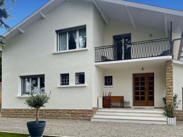 Maison à louer 5 pièces 146 m