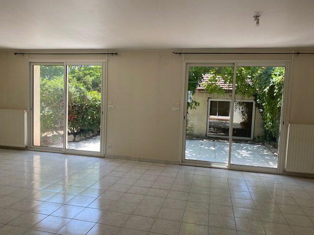 Maison à louer 5 pièces 148 m²