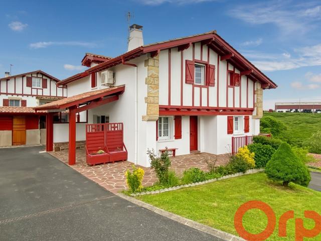 Maison à louer 5 pièces 149,85 m