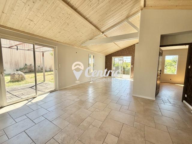 Maison à louer, 5 pièces Bressuire 79300