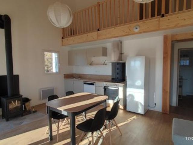Maison à louer 63150 Murat le quaire