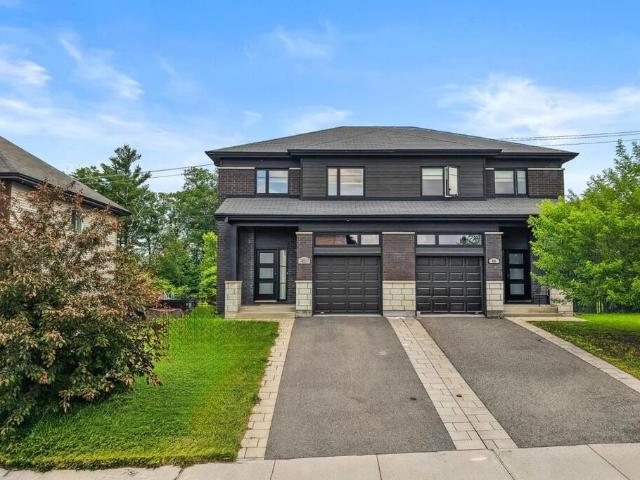 Maison à Louer 679 rue de Vincennes, Saint Jérôme 20 photos | Logis Québec