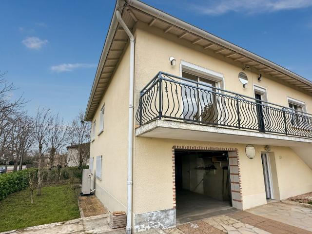 Maison à louer 6 pièces 157 m