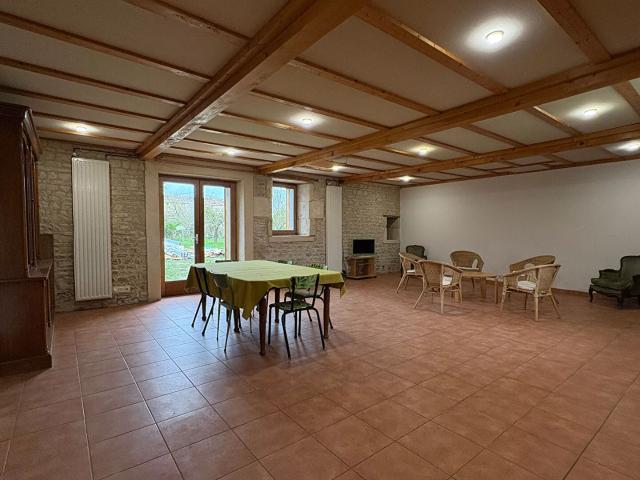 Maison à louer 6 pièces 17700