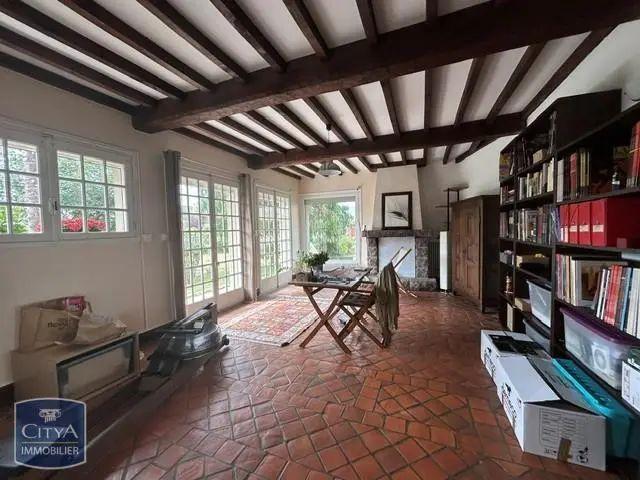 Maison à louer 8 pièces 187.15m²