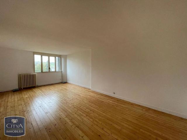 Maison à louer 8 pièces 212m²