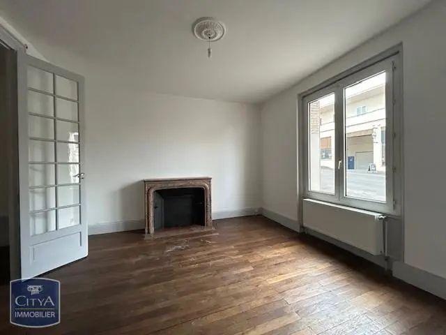 Maison à louer 9 pièces 210m²