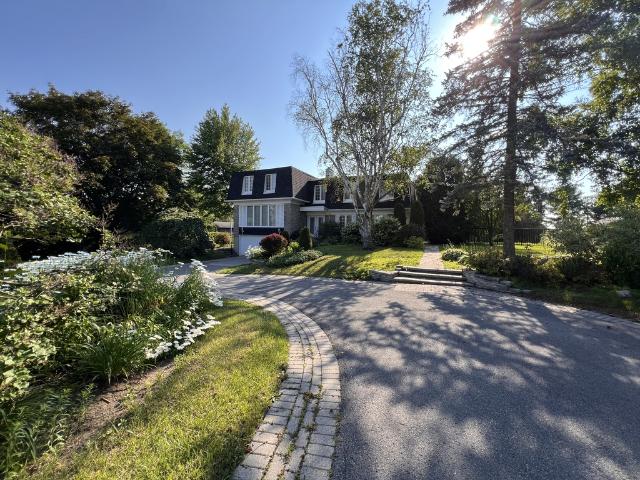 Maison à Louer 9 rue des Pommiers, Hull Gatineau 35 photos | Logis Québec