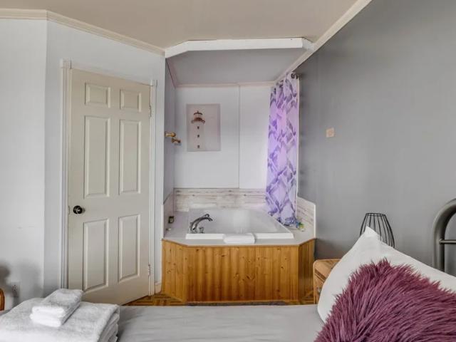 Maison à Louer 1066,Rue Principale, Petite Rivière Saint François 40 photos | Logis Québec