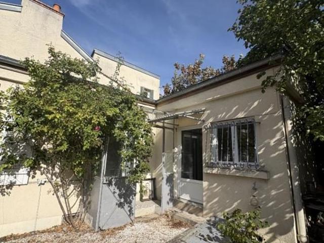 Maison à louer, 1 pièce Dijon 21000