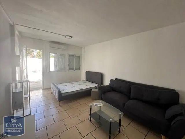 Maison à louer 1 pièce 33.24m²