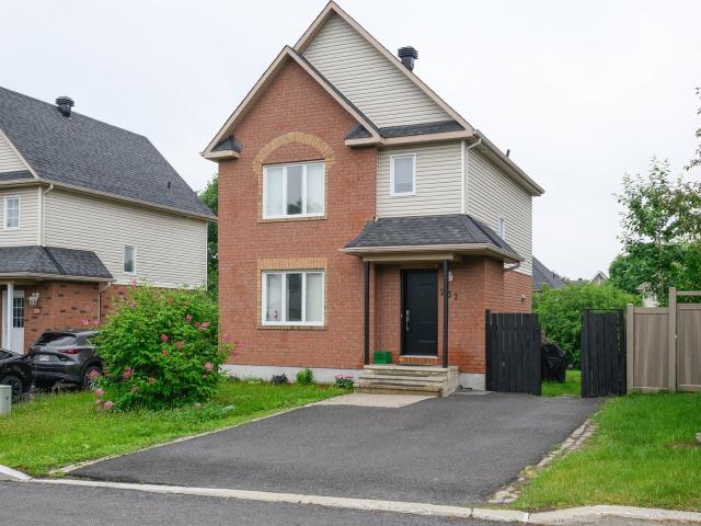 Maison à Louer 237,Rue de l'Atmosphère, Hull Gatineau 38 photos | Logis Québec