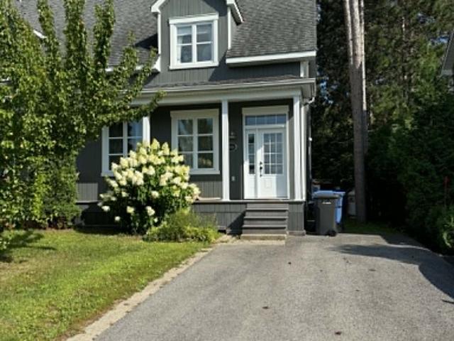 Maison à Louer 2616 vauvillier, L'Assomption 19 photos | Logis Québec