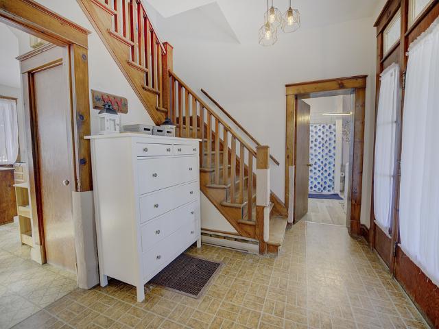 Maison à Louer 26 rue Principale, Gracefield 21 photos | Logis Québec
