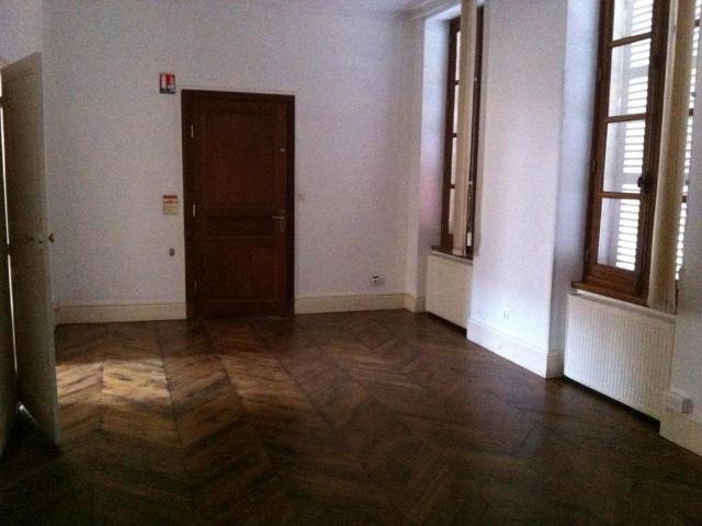 MAISON A LOUER