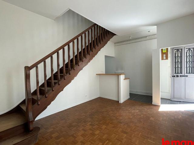 Maison à louer 2 pièces