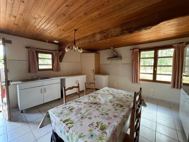 Maison à louer 2 pièces • 53 m2 Vert