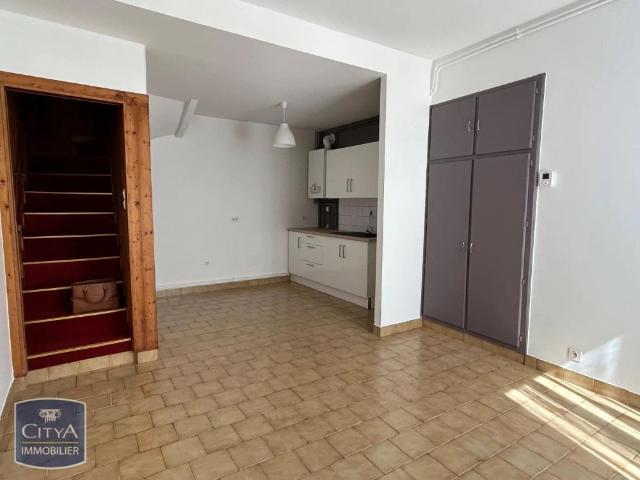 Maison à louer 2 pièces 60m²